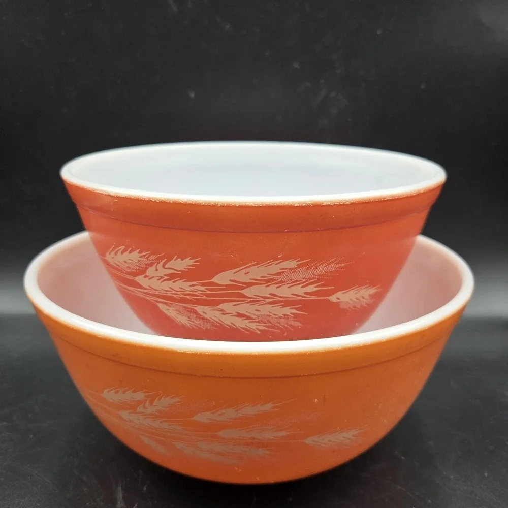 Vintage PYREX Autumn Harvest Wheat 402 403 Nesting Mixing Bowls Set of 2